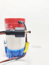 Load image into Gallery viewer, Bilge Pump 750GPH with outlet Port